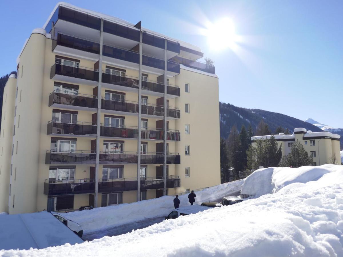 Apartment Allod-Park-46 By Interhome Davos Eksteriør billede